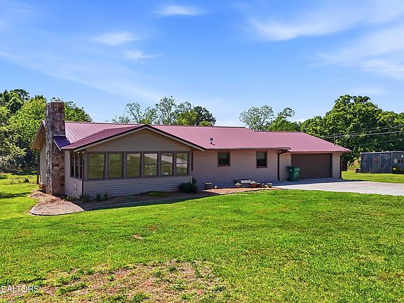 4th image of 5321 Roberts Rd