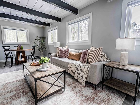 2nd image of 12 Old Lantern Road