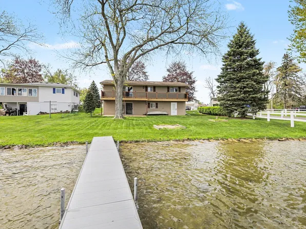 186 Bedford Dr, Brooklyn, MI 49230