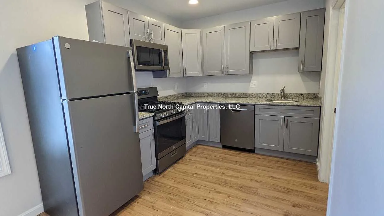 3 bed, $3,495 — Photo 1