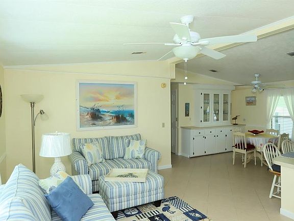 3rd image of 1132 Waterway Dr