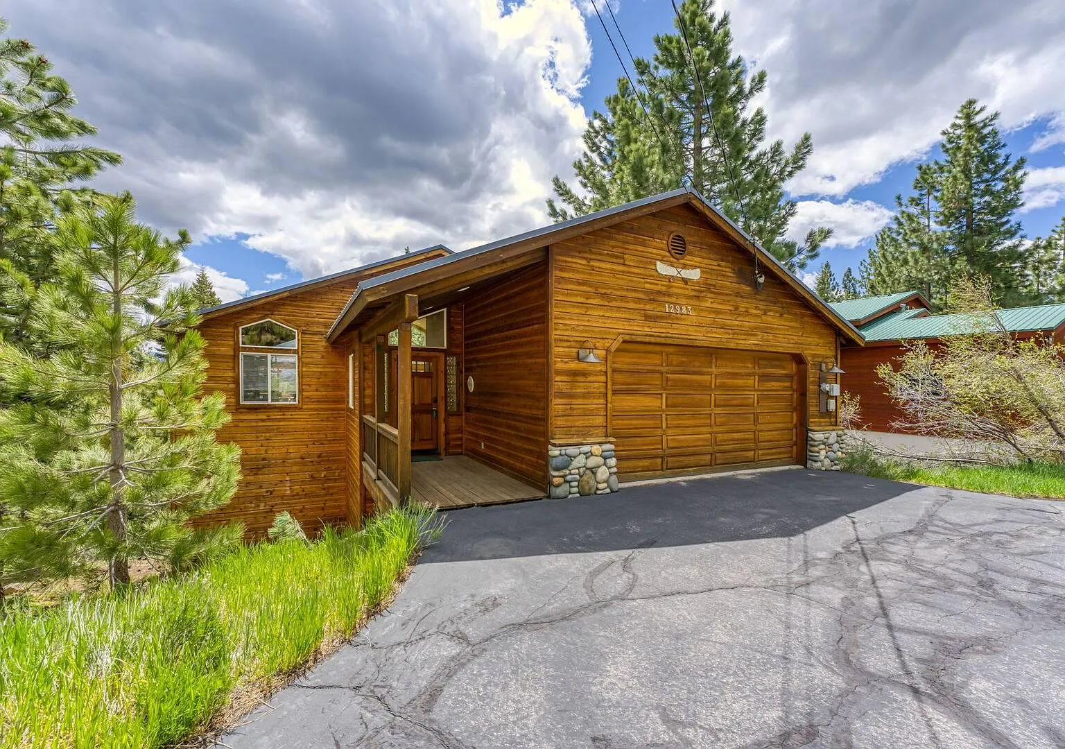 4 bed, 3.5 bath, 2500 sqft, $7,000 — Photo 3