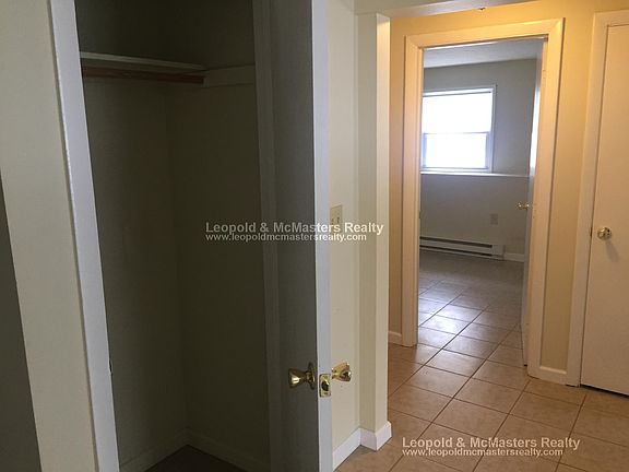 5th image of 39 Dinan Dr #H