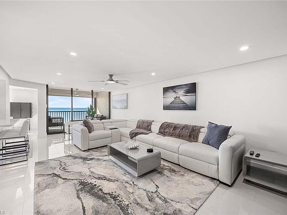 4th image of 10475 Gulf Shore Dr APT 162