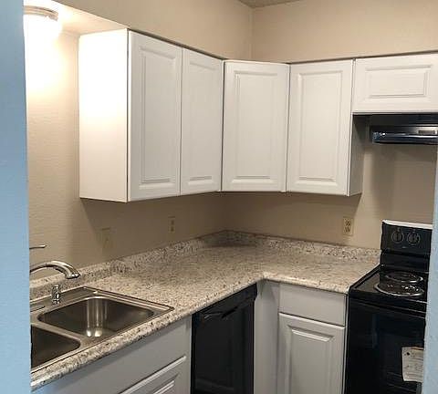 2nd image of 511 Blake St APT 11