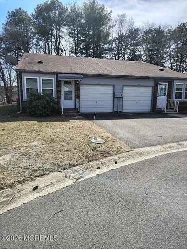 10 Juniper Ln Photo 1