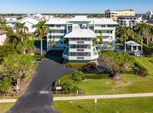 1041 Swallow Ave PENTHOUSE PENTHOUSE 1, Marco Island, FL 34145