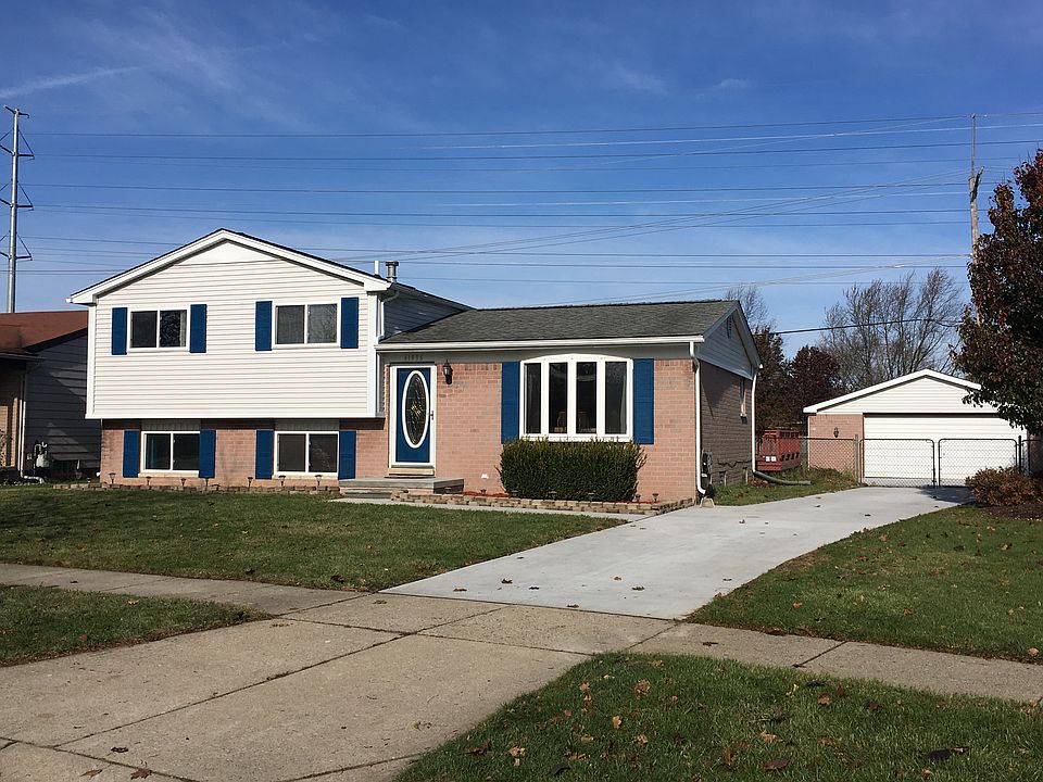 1st image of 41936 Edenbrooke Dr