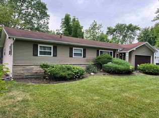 2814 Ridgeway Dr, Fort Wayne, IN 46816