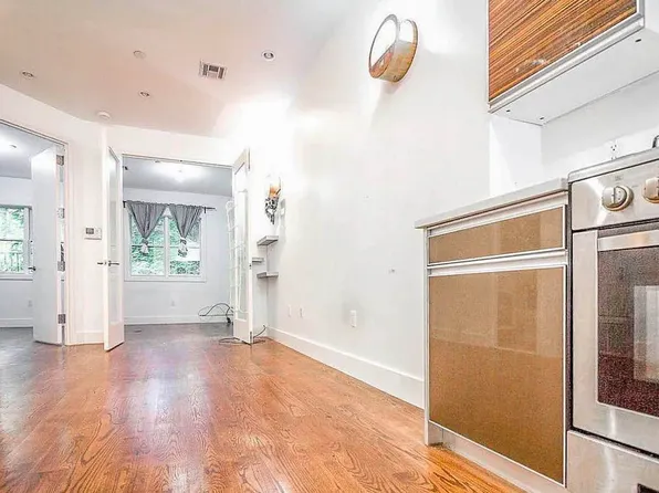 1076 Bergen Street image 1 of 9