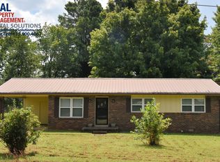 1910 Russell Dr, Murfreesboro, TN 37130