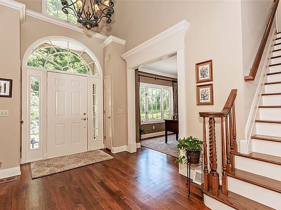 2nd image of 17290 Buckthorn Dr
