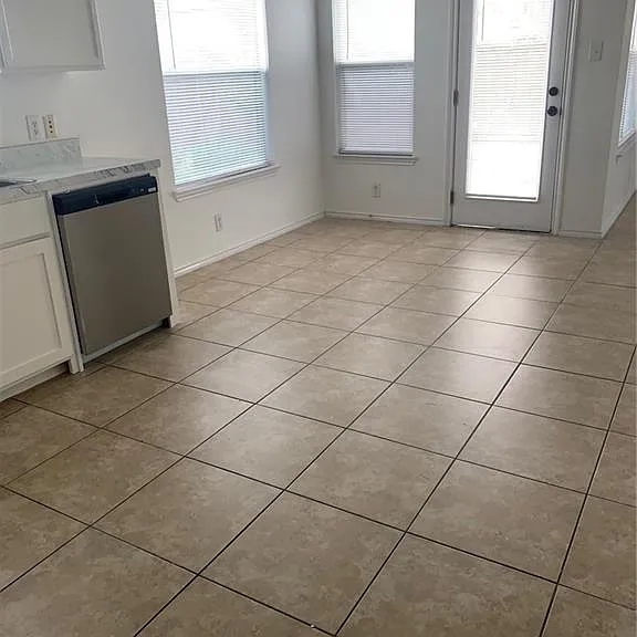 4205 Santa Lucia St — Photo 3