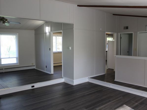 104 Roosevelt Dr, Cloverdale, IN 46120