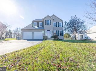 20 Amoroso Ln, Pottstown, PA 19464