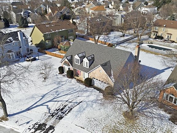 3rd image of 2487 Worthington Dr
