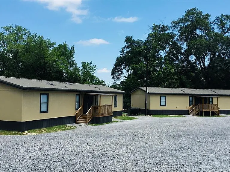 2011 State Highway 75 N #B — Photo 1