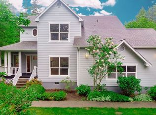 417 104th Ln SE, Olympia, WA 98501