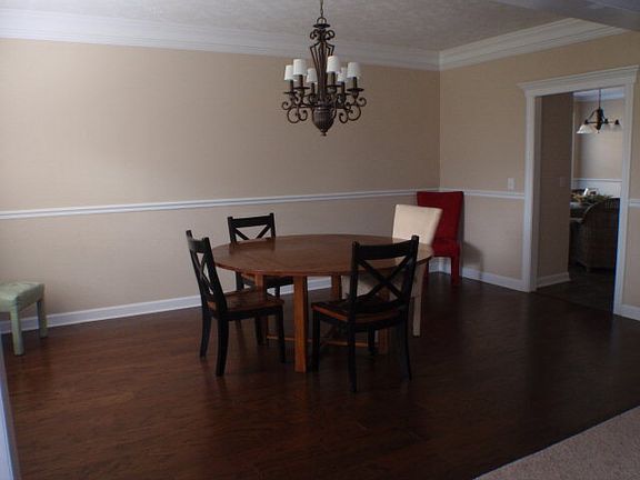 5th image of 839 Wickham Dr