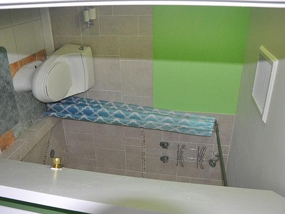 2nd image of 1670 NE 191st St APT 212