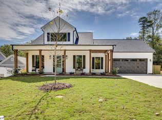 212 Forest Park Dr, Simpsonville, SC 29681