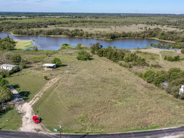 2010 Rollins Rd, Ennis, TX 75119