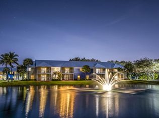 2722 Fountain View Cir APT 104, Naples, FL 34109