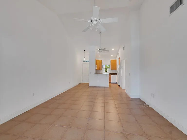 4350 Doubles Alley Dr #203 — Photo 4