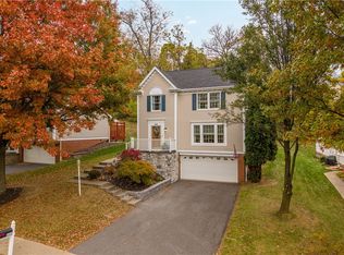 505 Cherryhill Dr, Bridgeville, PA 15017