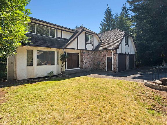 2nd image of 525 Braemar Rd E