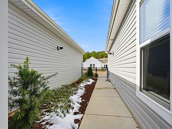 5th image of 4032 Taranto Loop #C