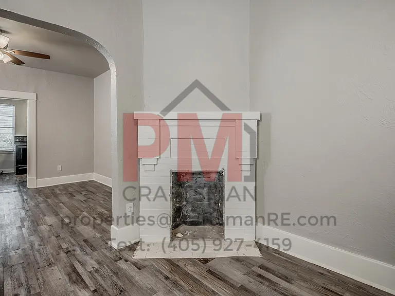 1226 NW 8th St — Photo 12