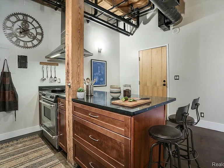 6533 E Jefferson Ave #413W — Photo 7