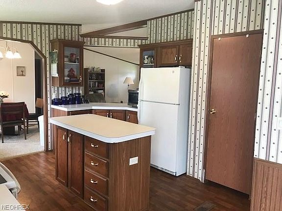 4th image of 8304 Edie Hill Rd SE