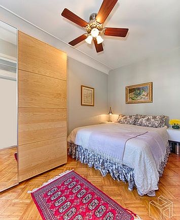 4th image of 150 W 75th St APT 7