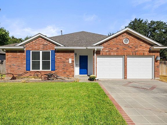 2nd image of 406 Tamara Dr