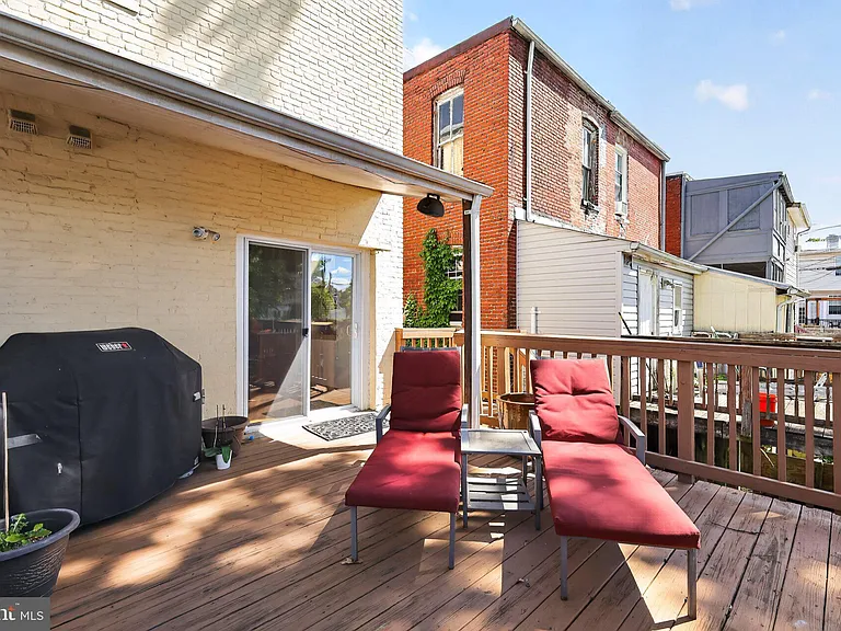 928 Ingraham St NW — Photo 29
