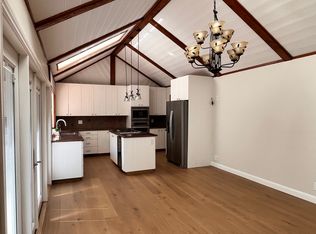 14 Dickens Ct, San Carlos, CA 94070