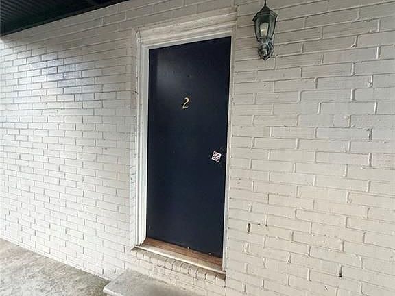 3rd image of 789 Jordan Ln APT 2