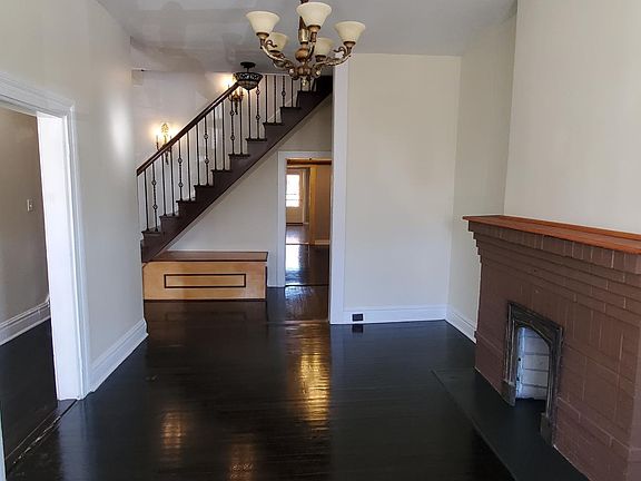 3rd image of 3312 P St
