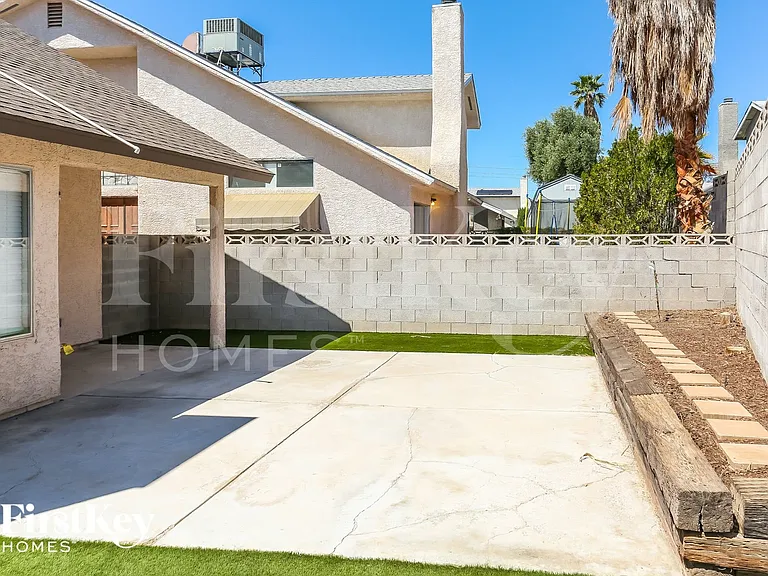 6612 Wheelbarrow Peak Dr — Photo 13