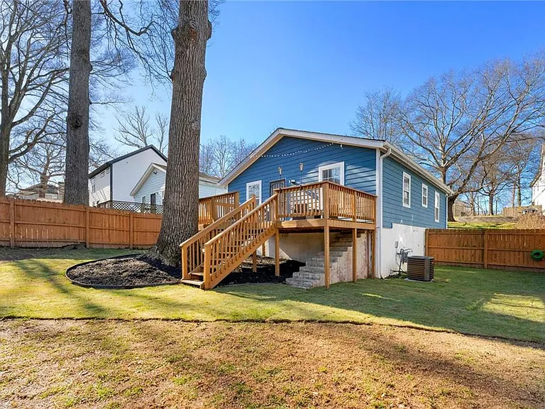954 Fern Ave SE — Photo 22
