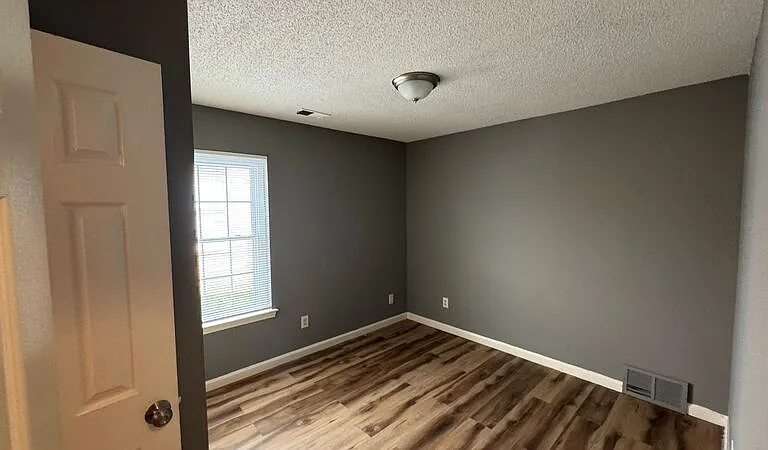 5864 Ashridge Pl #TN 38141 — Photo 8