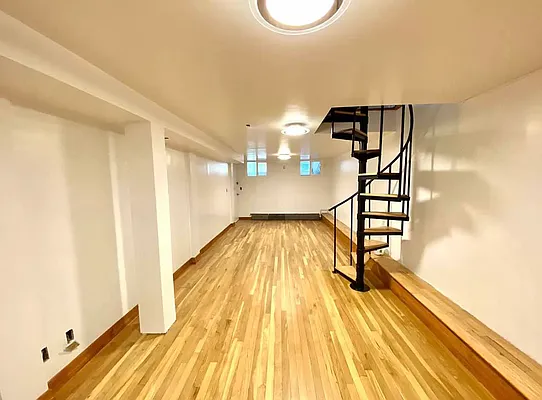 Rented by Corcoran | media 18