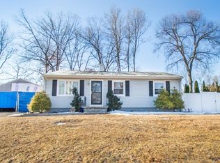 91 Aspen Rd, Springfield, MA 01128