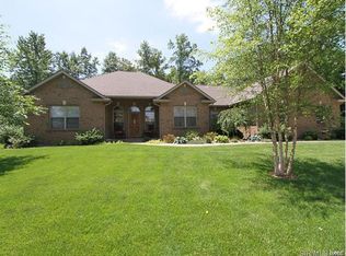 9618 Saint Vincent Pl, Breese, IL 62230