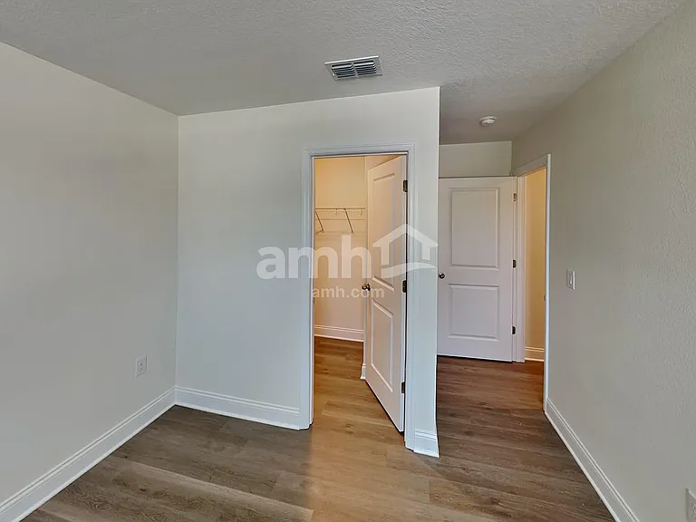 3739 Center Cove Ln — Photo 21
