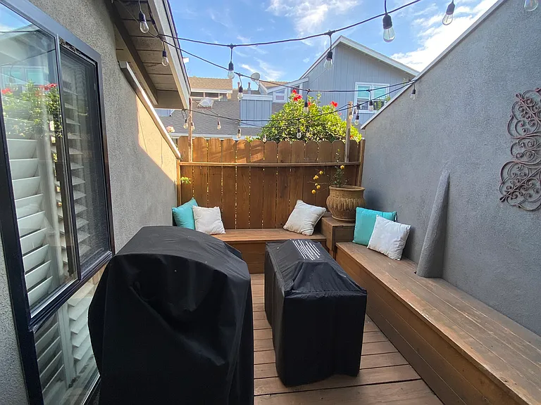345 University Dr #D4 — Photo 11