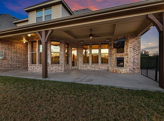 4th image of this home