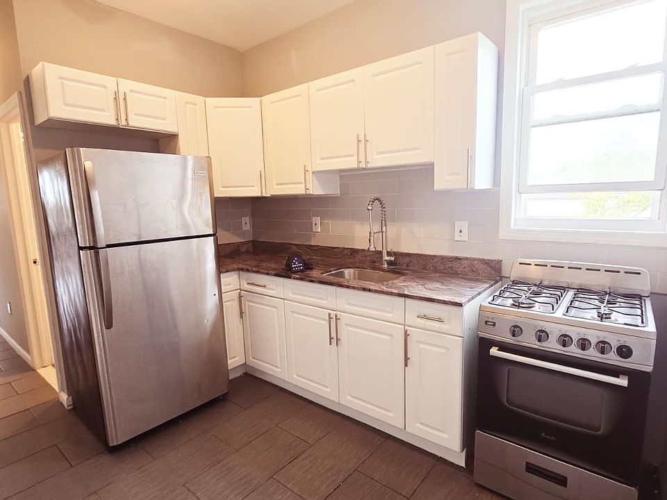 1st image of 86 Winfield Ave #1B